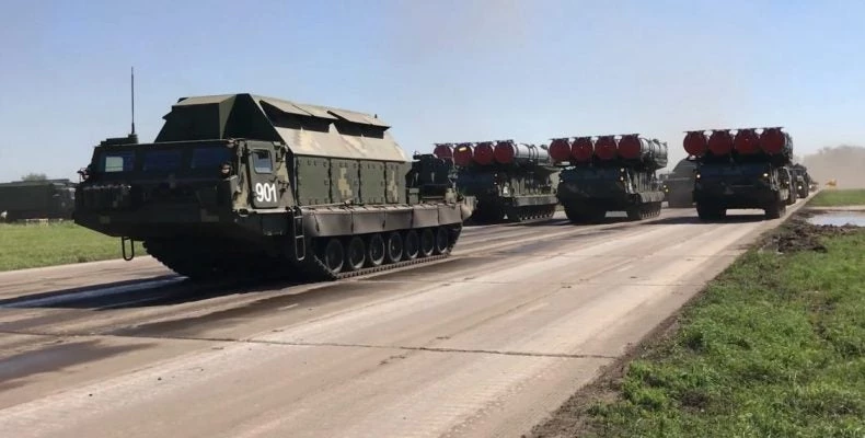 Ουκρανία: Ενεργοποιεί δύο Ταξιαρχίες S-300V1 λόγω ρωσικών Iskander & Caliber
